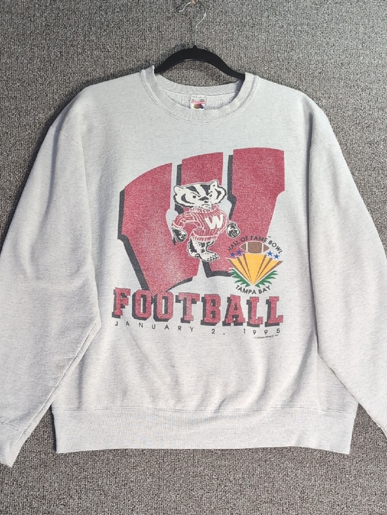 Fruit of the Loom Other - Vintage 1995 Wisconsin Badgers Hall of Fame Bowl Sweatshirt Size L Supercotton